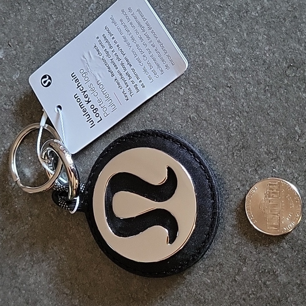 NWT Lululemon Silver Black Logo Keychain - Picture 7 of 7